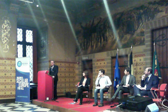 Bürgermeister Yvan Mayeur, Eef Wuyts (IPPF), Neil Datta (EPF), Pierre-Arnaud Perrouty (EHF-Geschäftsführer) und Bruno Selun (LGBT Intergroup). Foto: EHF