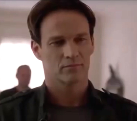 Stephen Moyer als Bill Compton