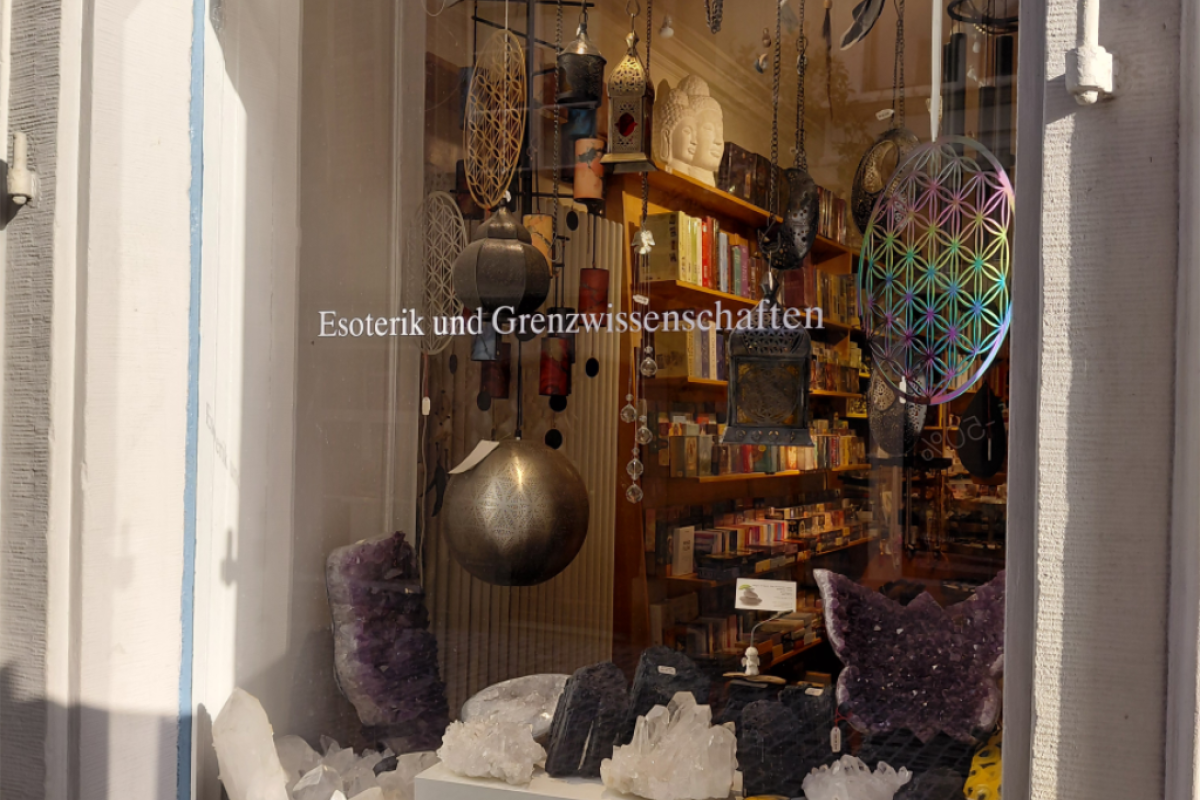 "Esoterik und Grenzwissenschaften"
