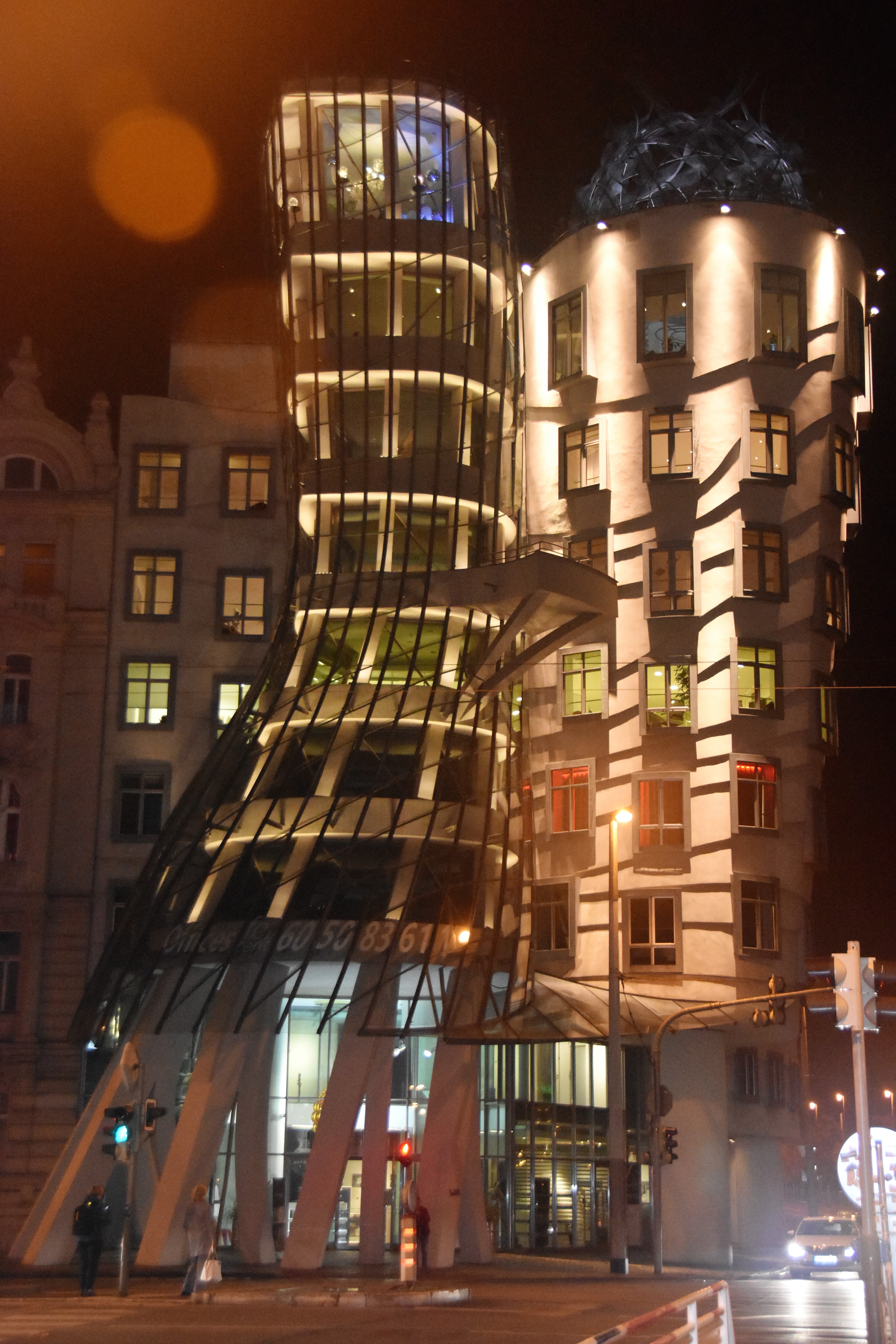 Tanzendes Haus, Foto: © Manfred Isemeyer