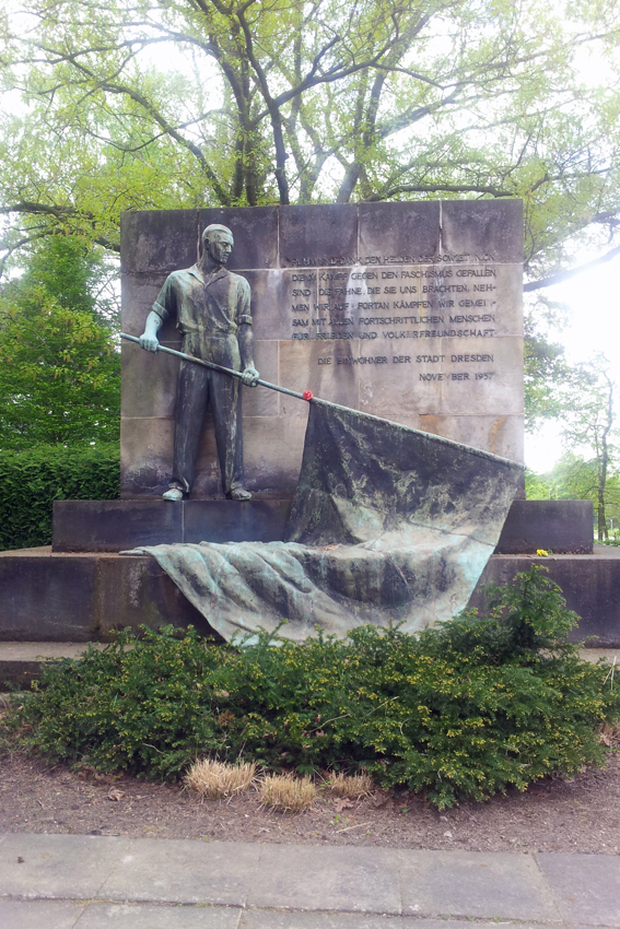 Ehrenmal Garnisionsfriedhof