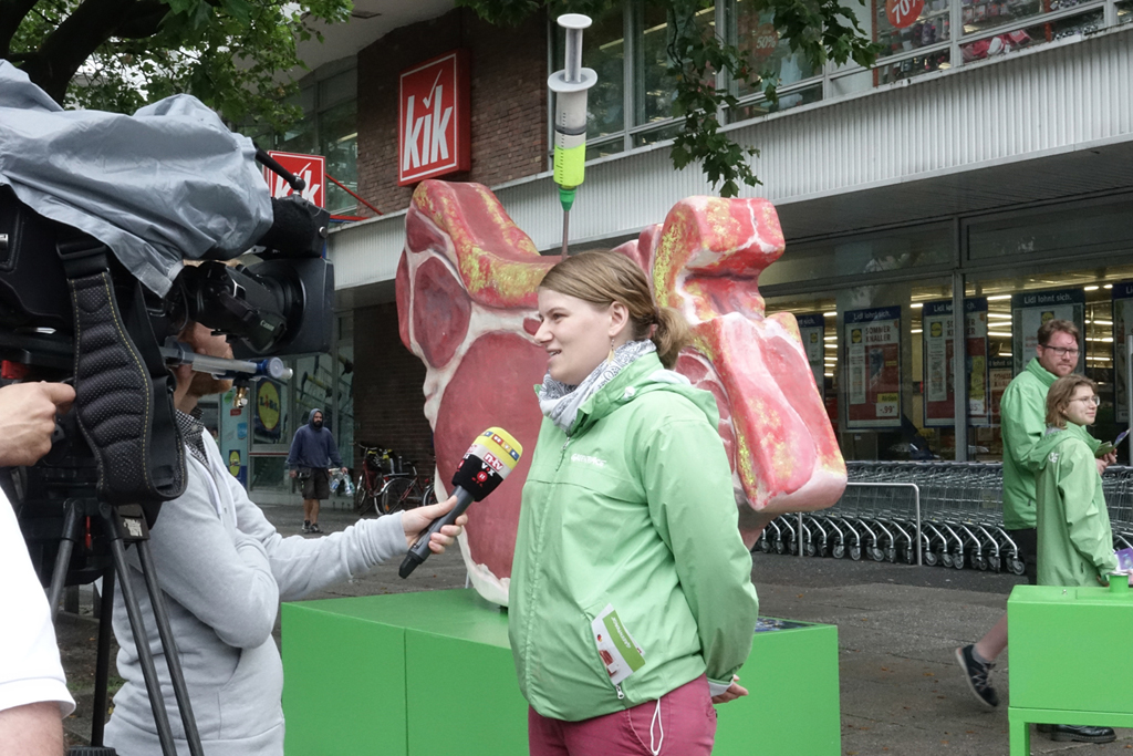 Greenpeace-Aktion vor Lidl, Foto: @ Evelin Frerk