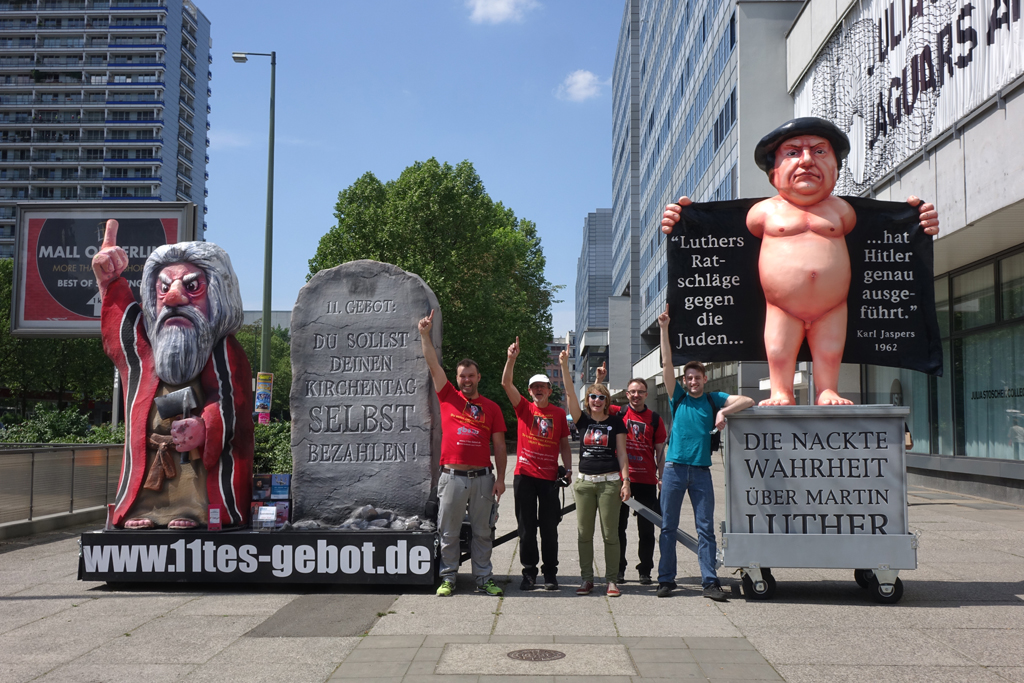 Luther, Moses und das Team vom "11. Gebot", Foto: © Evelin Frerk