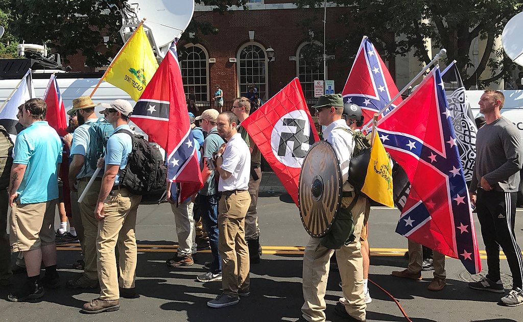 Rechtsextremisten in Charlottesville (USA), Foto: © Anthony Crider, Wikimedia,  (CC BY 2.0)