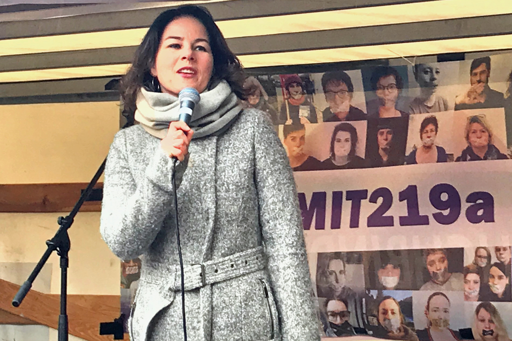 Annalena Baerbock während ihrer Rede in Berlin. Foto: © Frank Nicolai