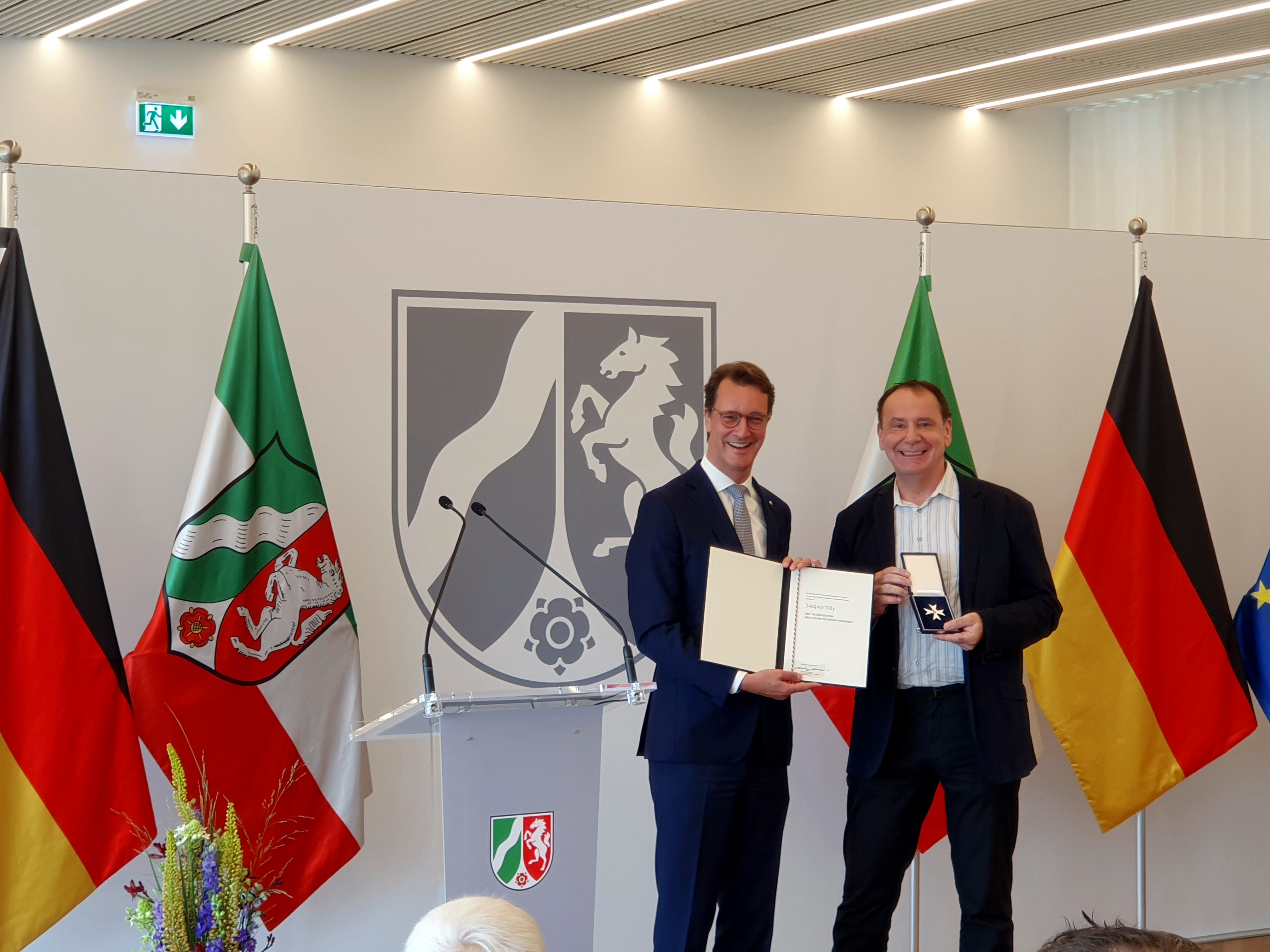 NRW-Ministerpräsident&nbsp;Hendrik Wüst und&nbsp;Jacques Tilly, Foto: © Peter Kurz