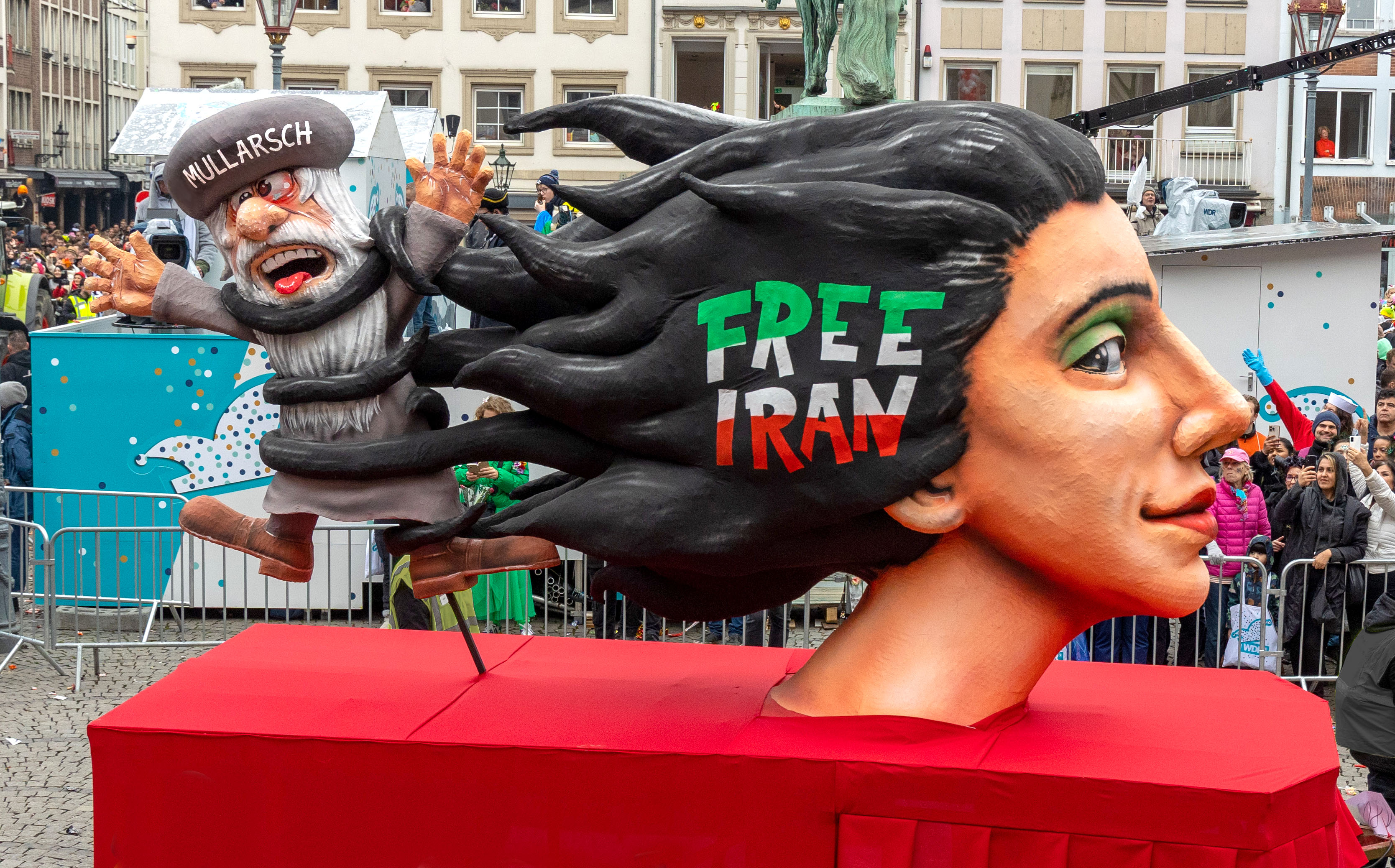 "Solidaritätswagen" für die iranischen Frauen