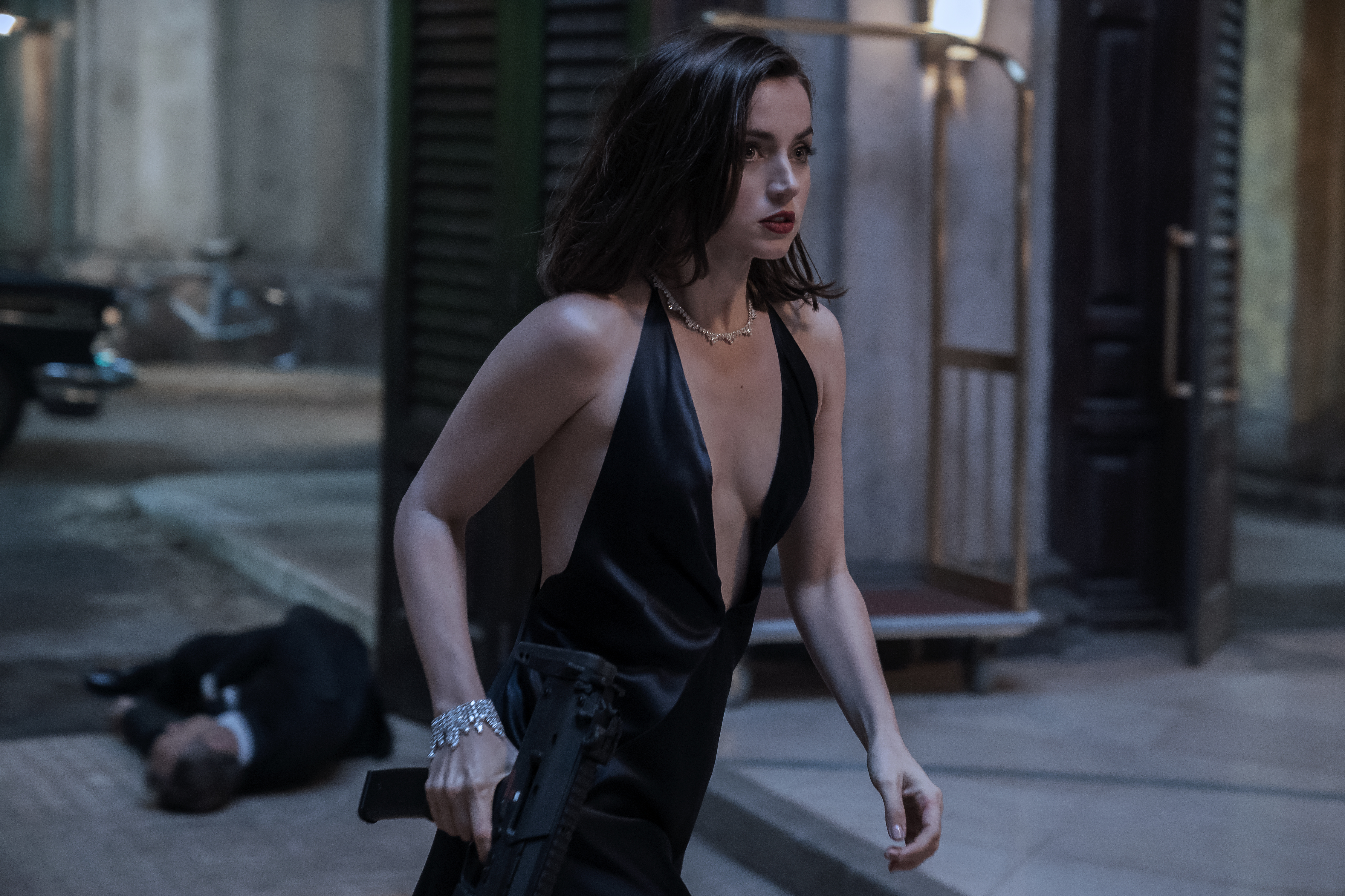 Paloma (Ana de Armas)