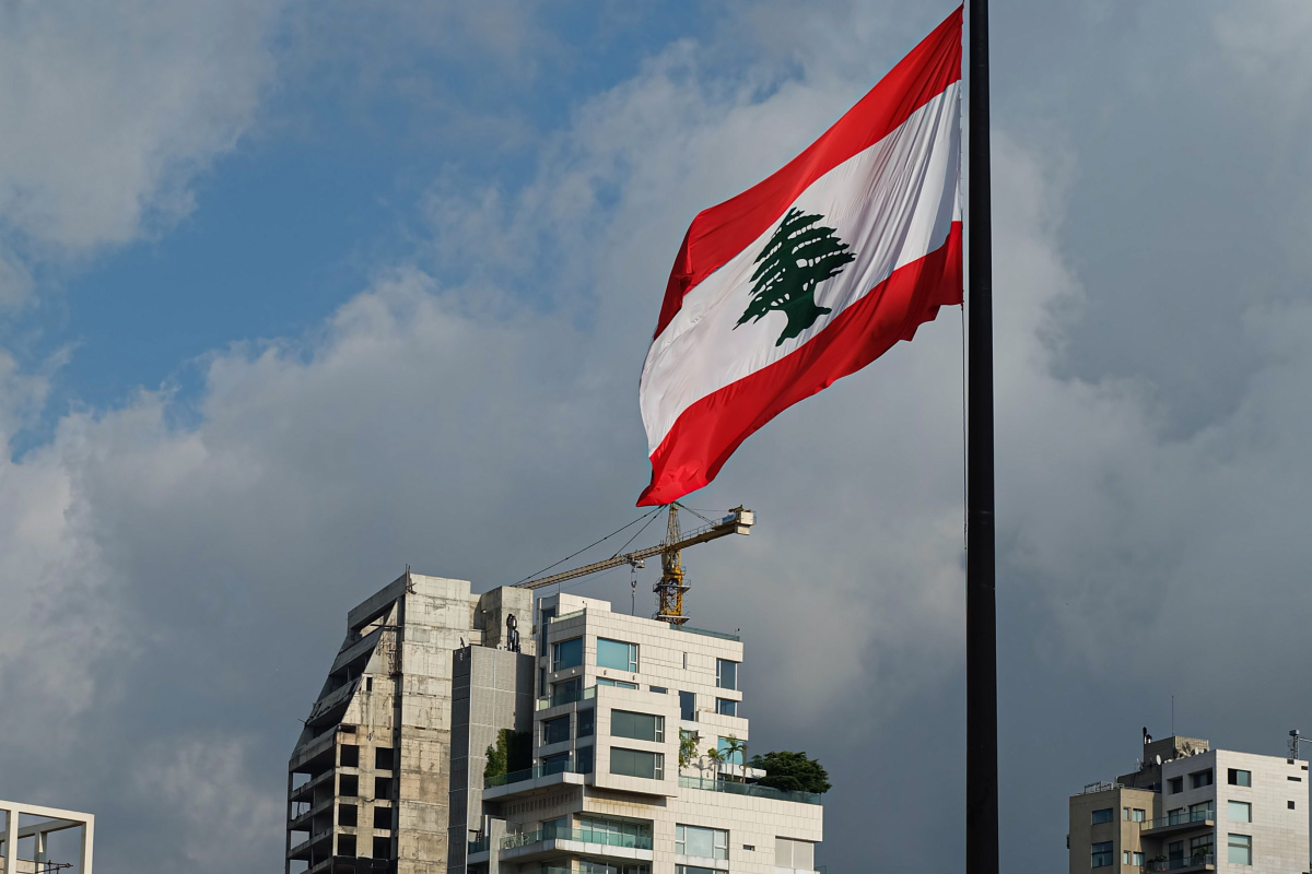 Flagge des Libanon in Beirut