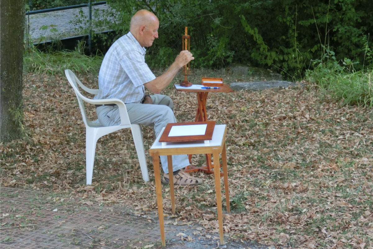 Piotr Trawa beim Pendeln 
