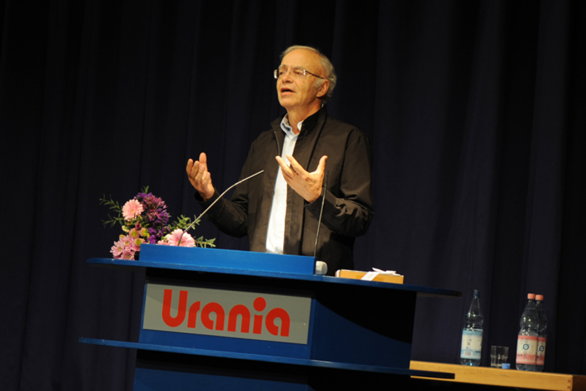 Peter Singer