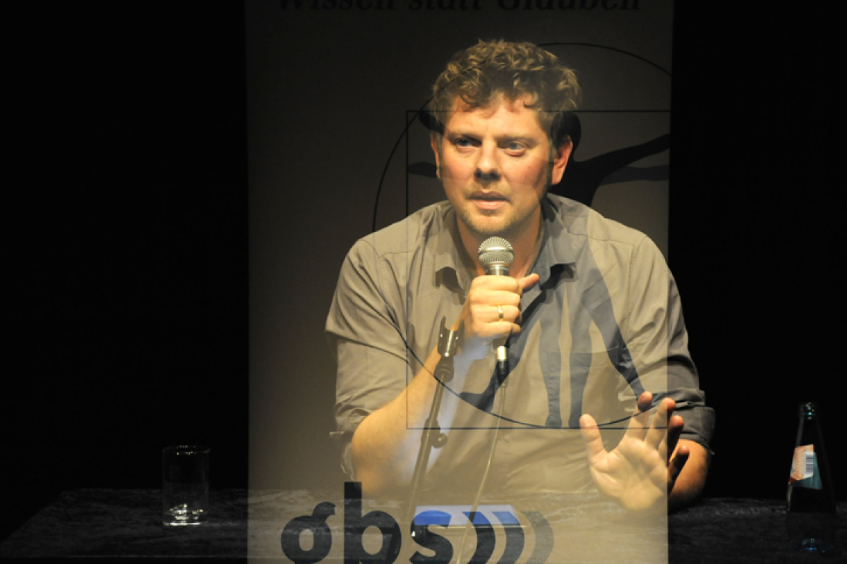 Philipp Möller berichtet von dem aufgeklärten Paar Hugo und Lisa