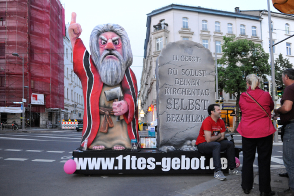 Moses bekam die Rote Karte
