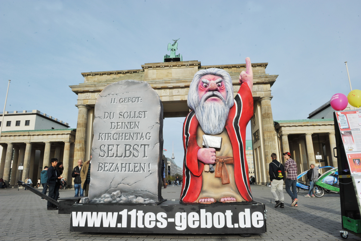 Moses am Brandenburger Tor