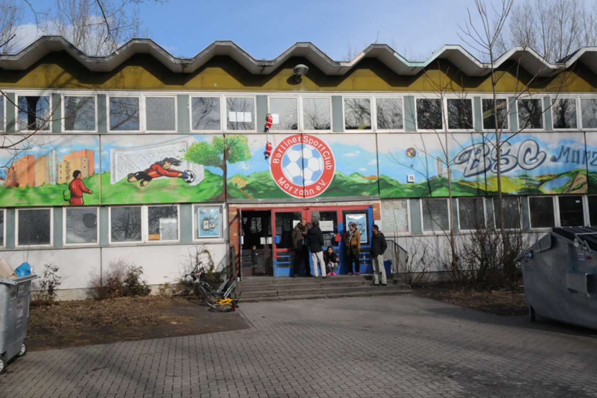 Außenansicht der Notunterkunft
