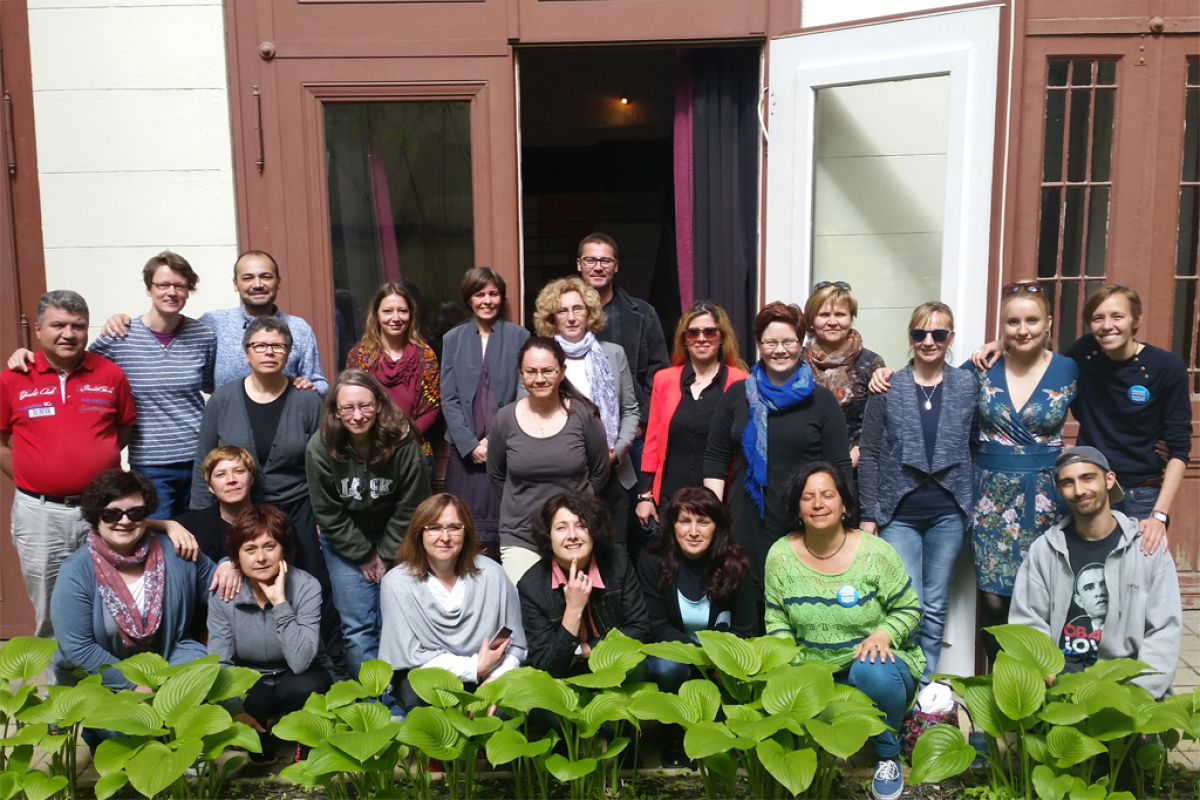 TrainerInnen und TeilnehmerInnen des PEARLS Teacher Training Course in Budapest April 2017