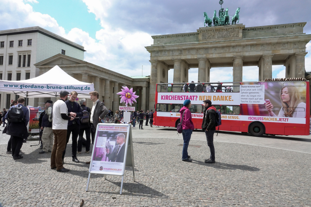 Der Bus am Brandenburger Tor