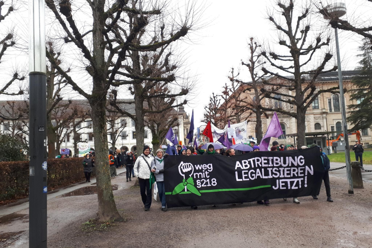 Demo zur Abschaffung von Paragraph 218 in Karlsruhe