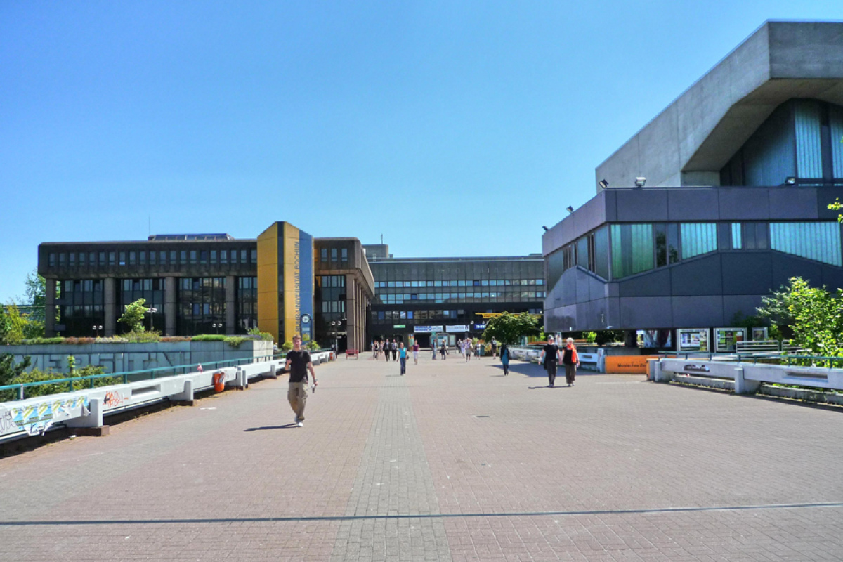 Haupteingang zur Ruhr-Universität Bochum