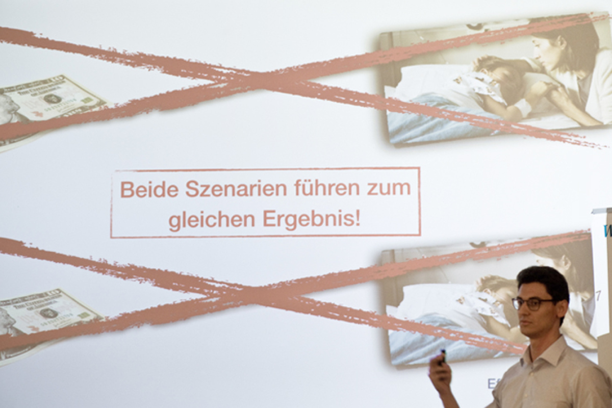 Max Kocher beim Vortrag