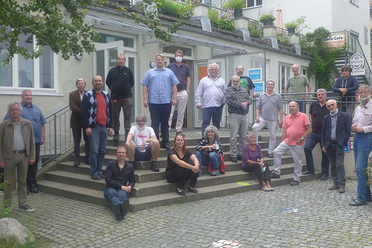 Delegierte aus den neun Ortsgemeinschaften des bfg.