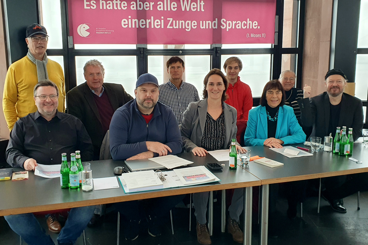 In diesen Minuten findet in Düsseldorf eine Pressekonferenz statt
