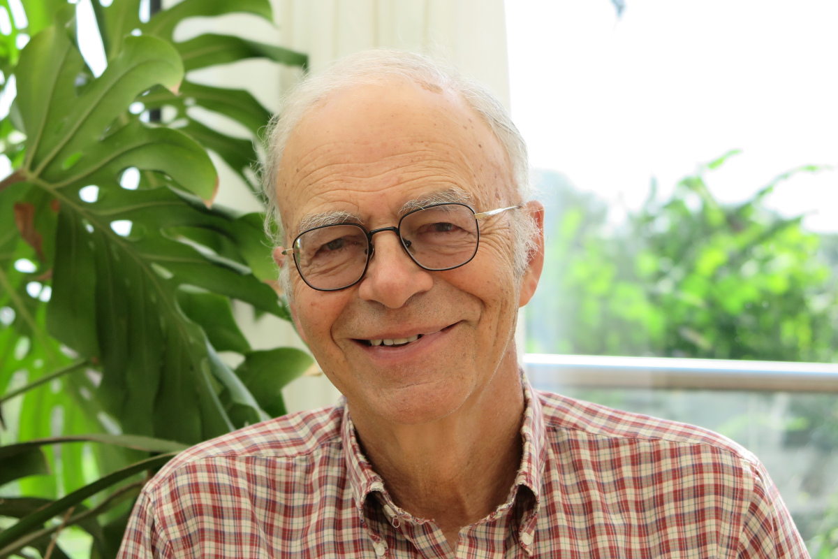 Peter Singer