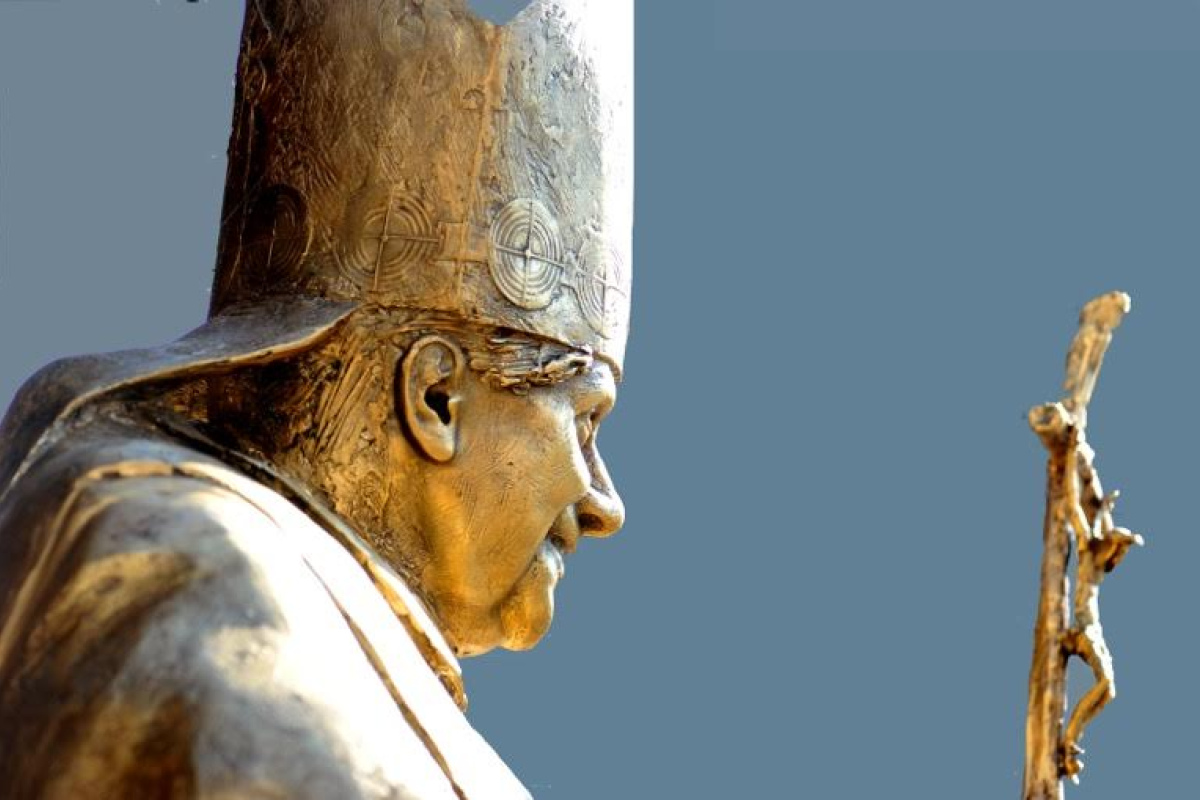 Bronzestatue Benedikts XVI.