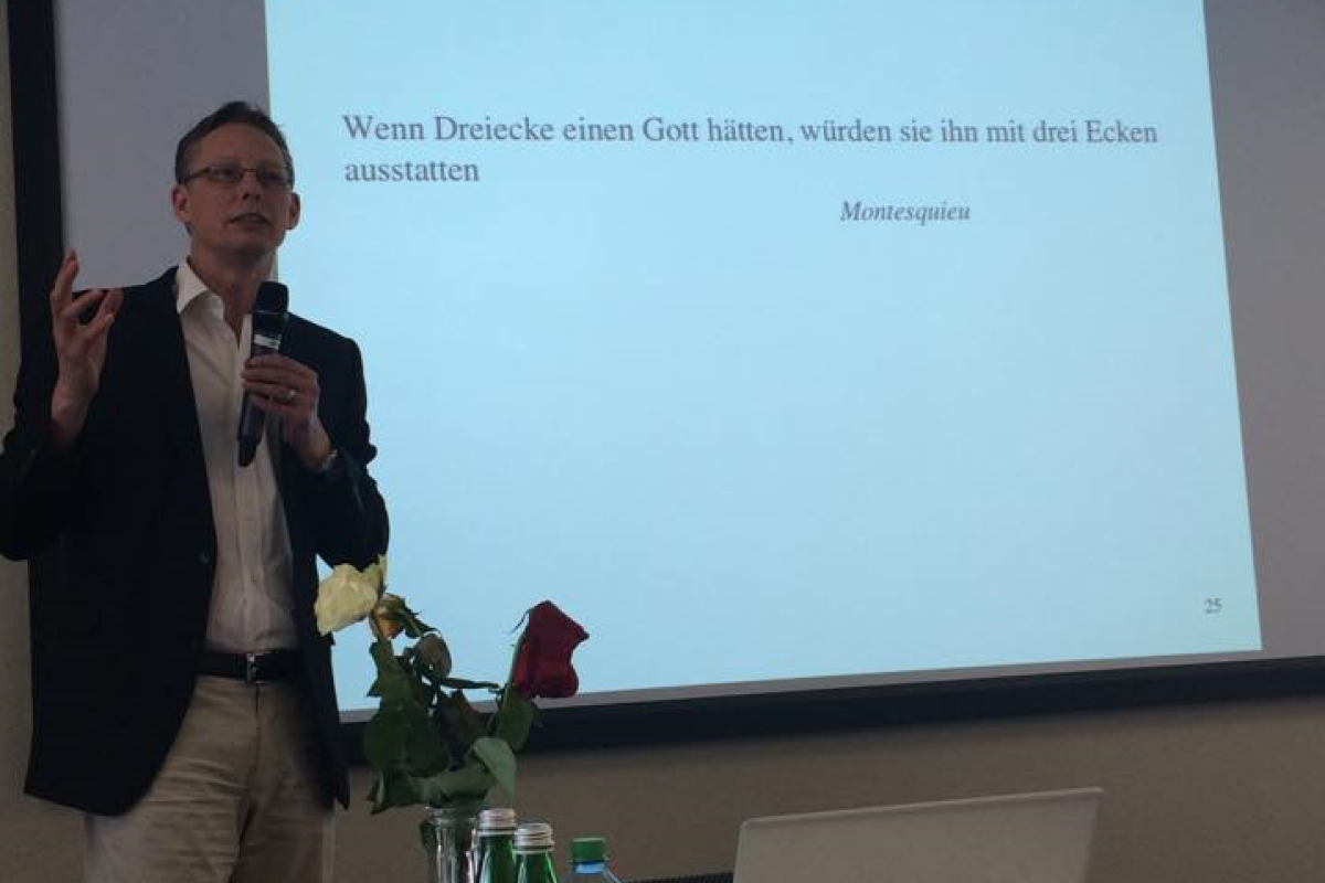 Prof. Dr. Jörg Stolz