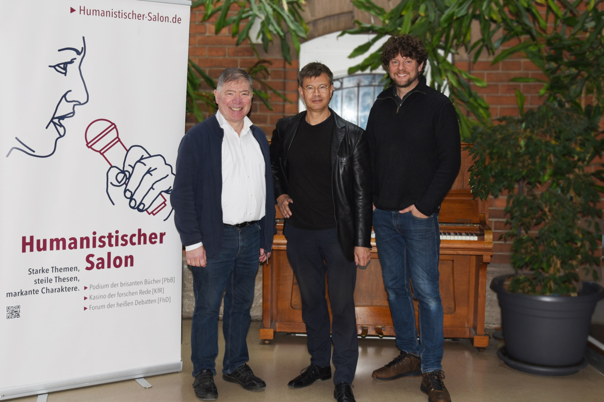 Vor der Veranstaltung im Foyer